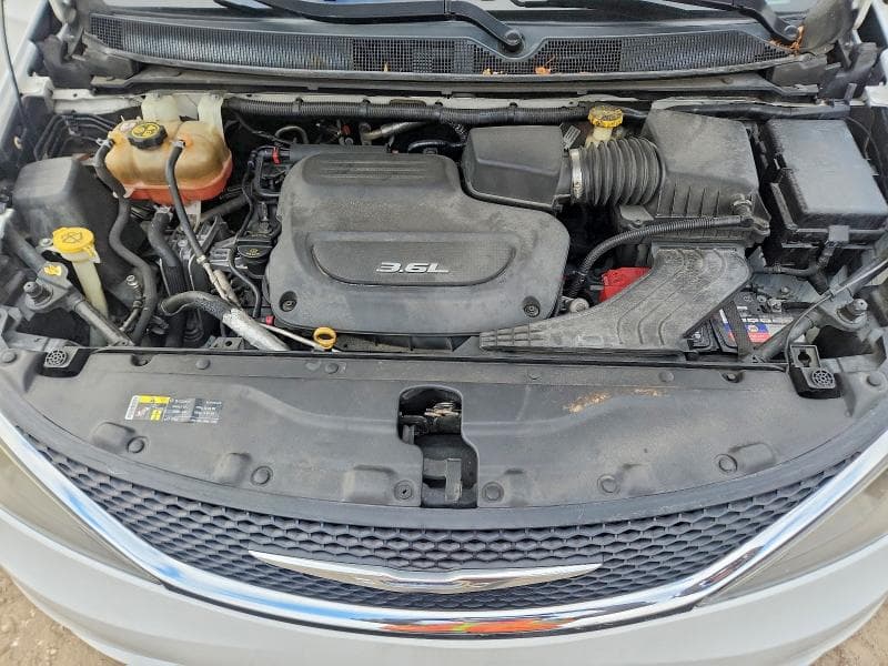 2017 CHRYSLER PACIFICA LX 12