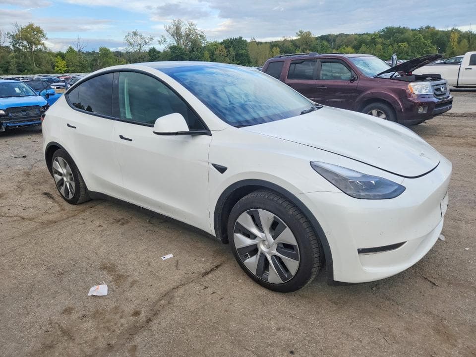 2021 TESLA MODEL Y 4