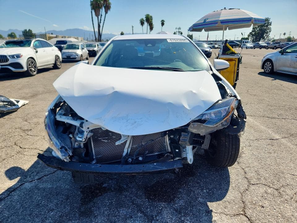 2017 TOYOTA COROLLA LE 5