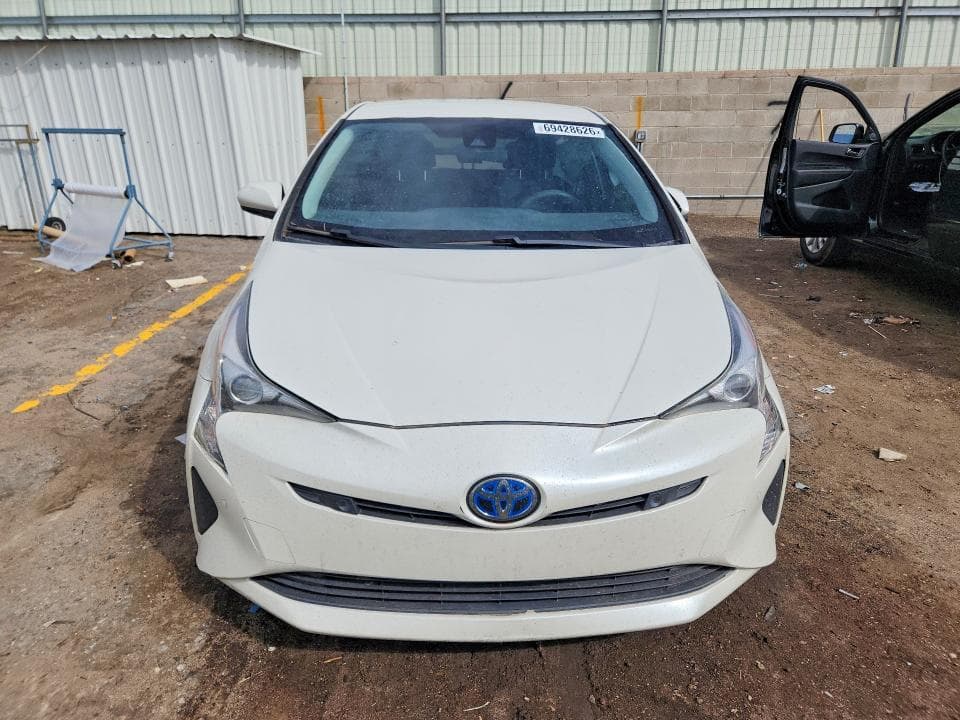 2017 TOYOTA PRIUS TWO 5