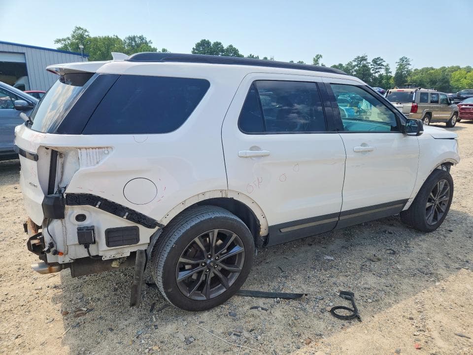 2017 FORD EXPLORER XLT 3
