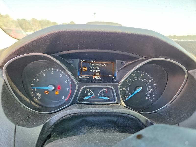 2017 FORD FOCUS SE 9
