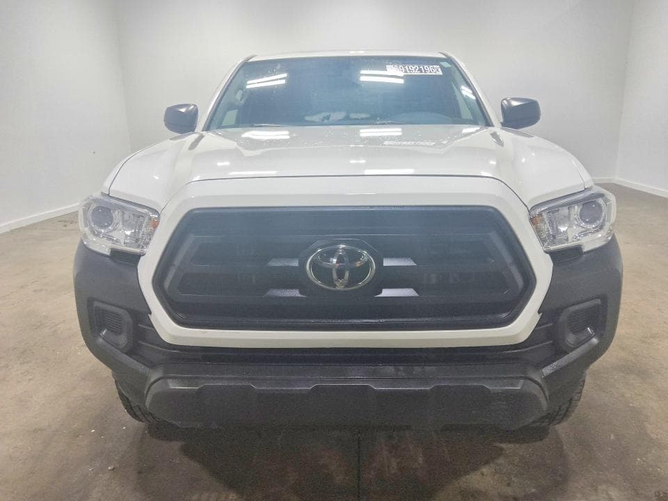 2022 TOYOTA TACOMA SR 5