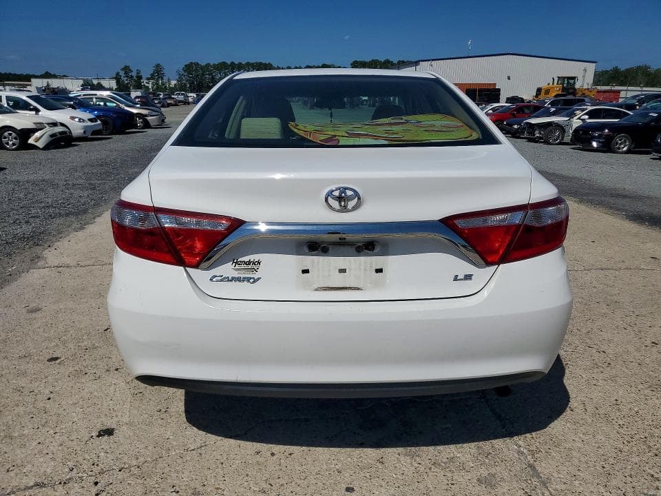 2017 TOYOTA CAMRY LE 6