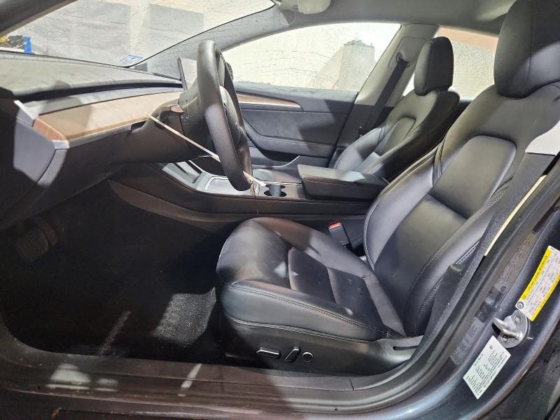 2023 TESLA MODEL 3 7