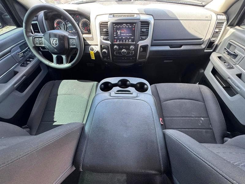 2020 RAM 1500 CLASSIC WARLOCK 9