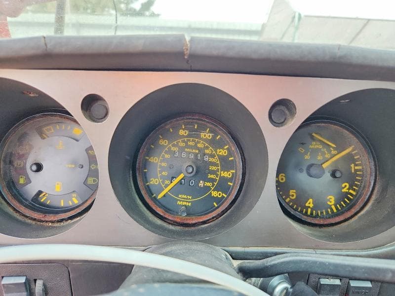 1983 PORSCHE 944 9