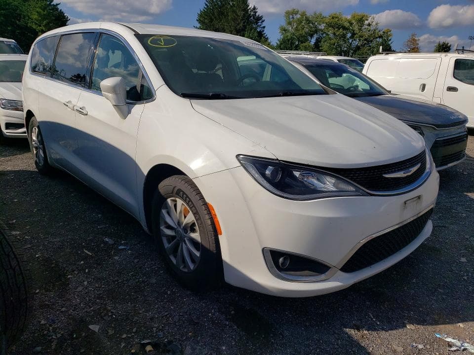 2018 CHRYSLER PACIFICA TOURING PLUS 4