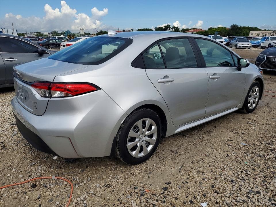 2025 TOYOTA COROLLA LE 3