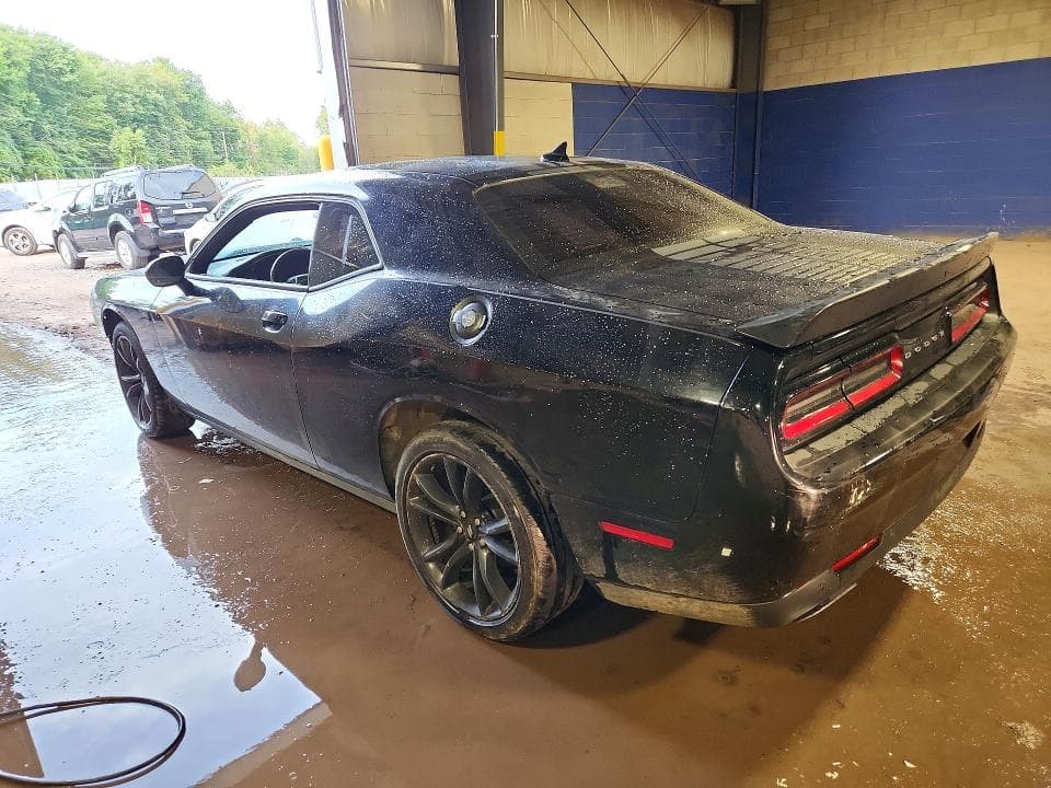 2017 DODGE CHALLENGER SXT 2