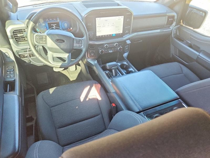 2025 FORD F150 XLT 8