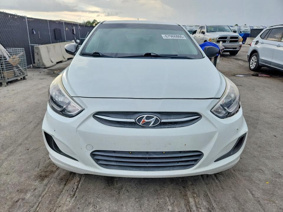 2017 HYUNDAI ACCENT SE 5