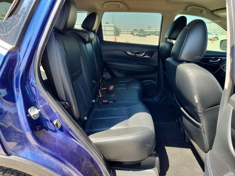 2019 NISSAN ROGUE SL 10