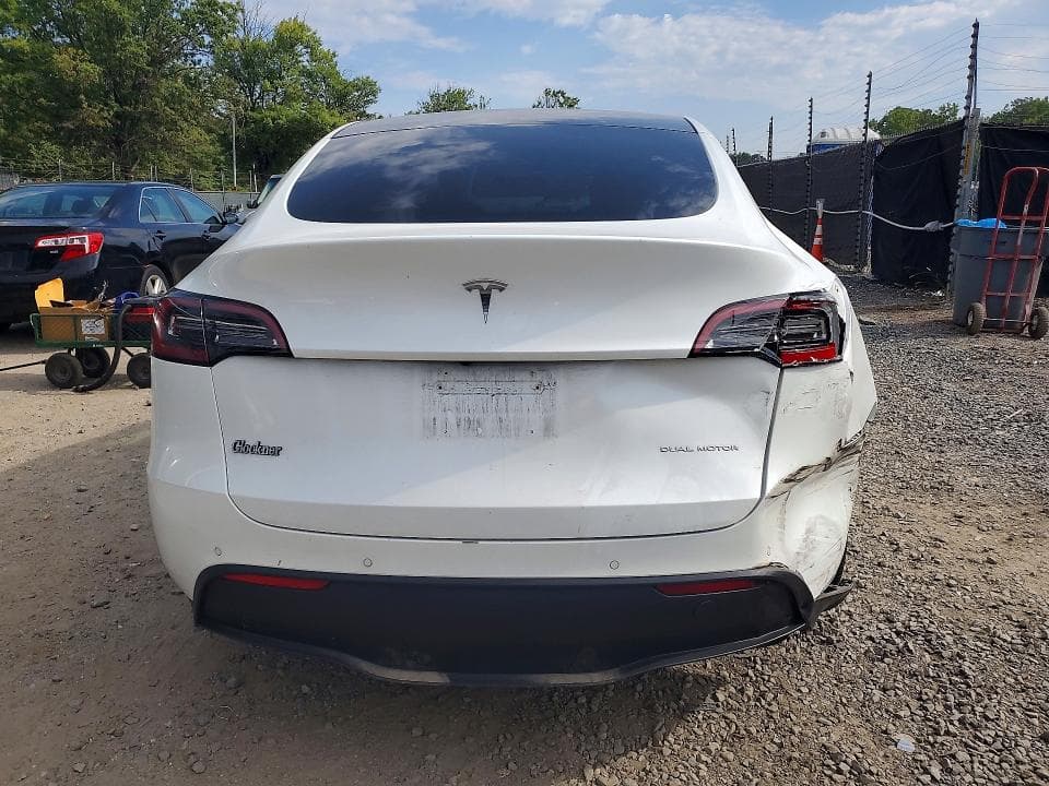 2021 TESLA MODEL Y 6