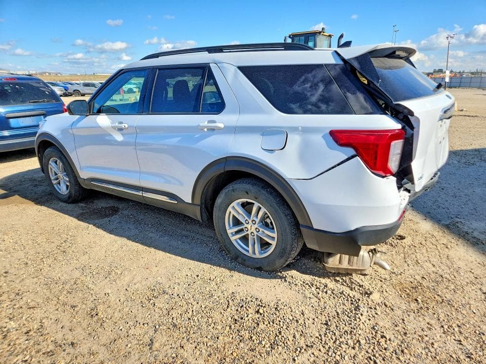 2023 FORD EXPLORER XLT 2