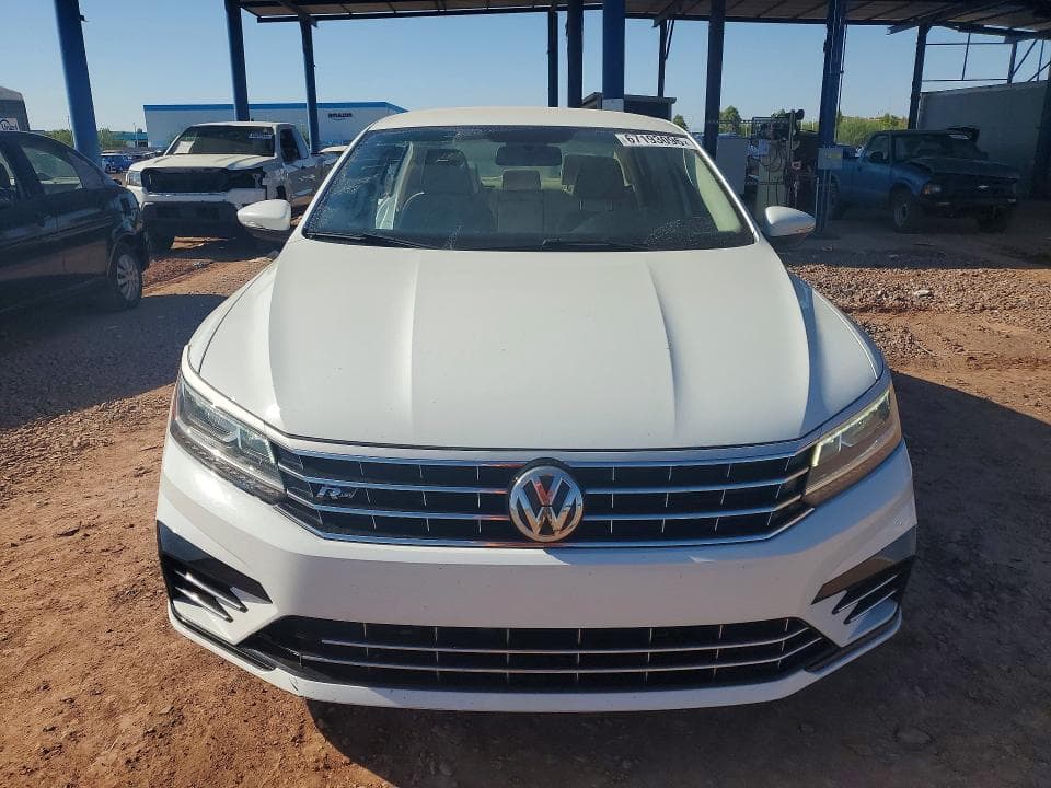 2017 VOLKSWAGEN PASSAT R-LINE 5