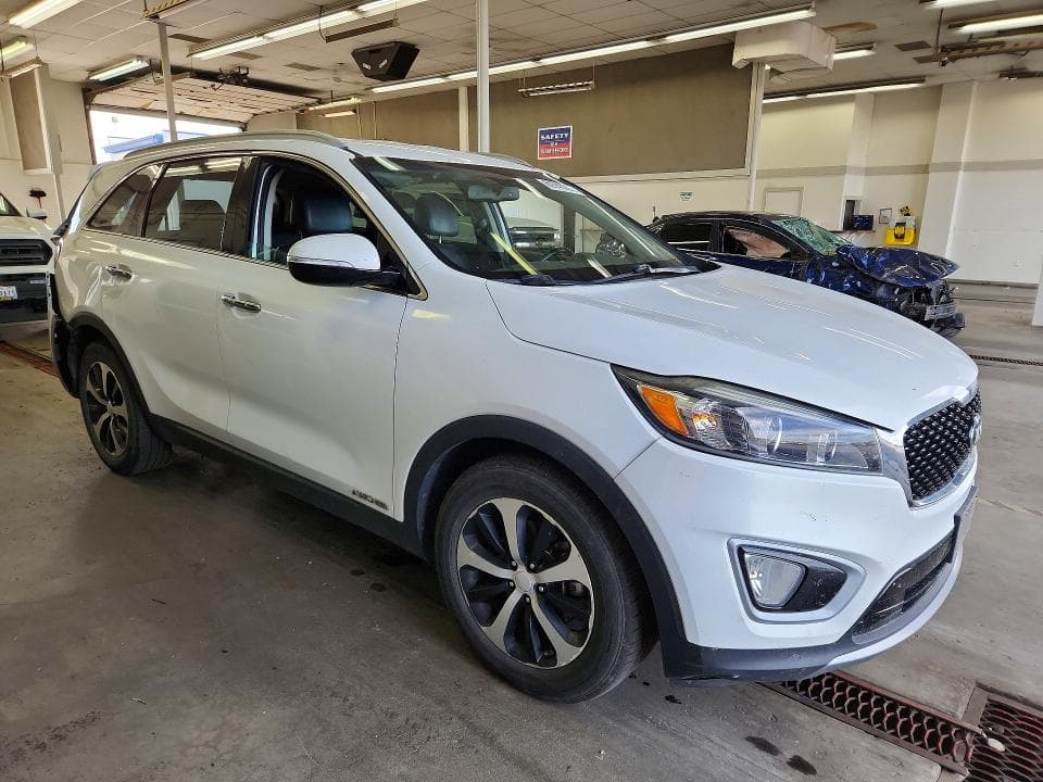 2017 KIA SORENTO EX 4