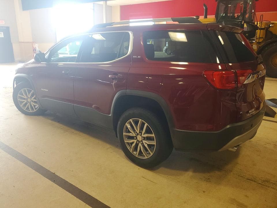 2017 GMC ACADIA SLE 2