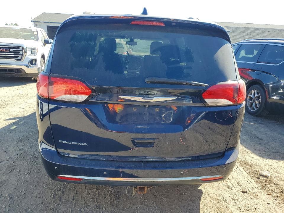 2017 CHRYSLER PACIFICA TOURING L 6
