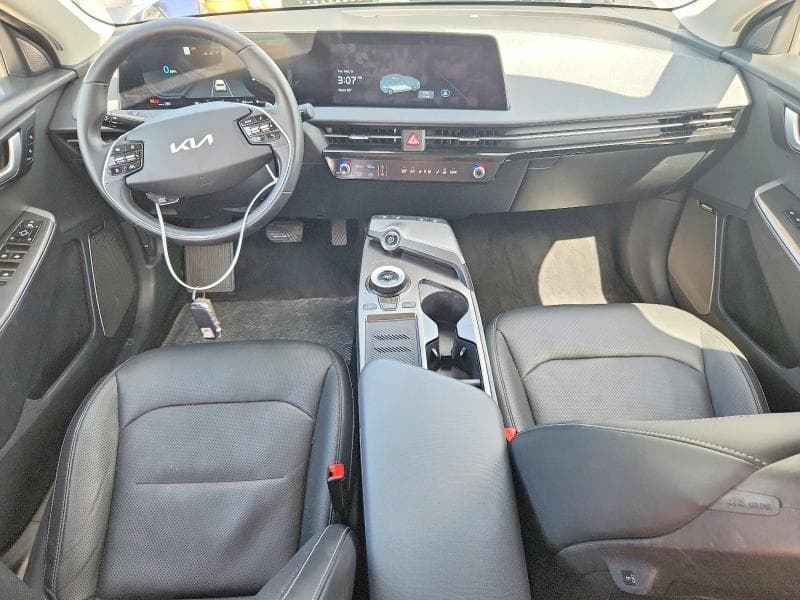 2024 KIA EV6 WIND 8