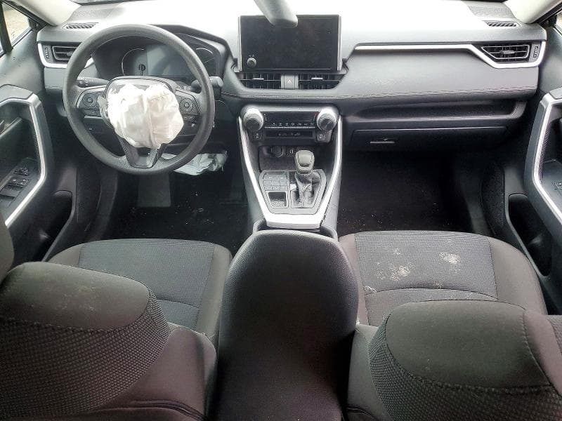 2025 TOYOTA RAV4 LE 8