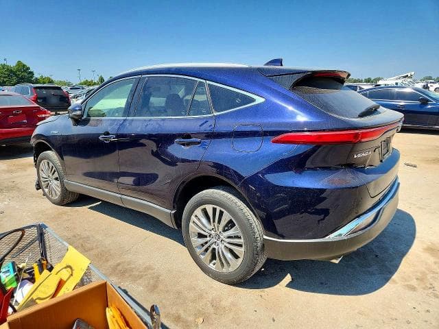 2021 TOYOTA VENZA XLE 2