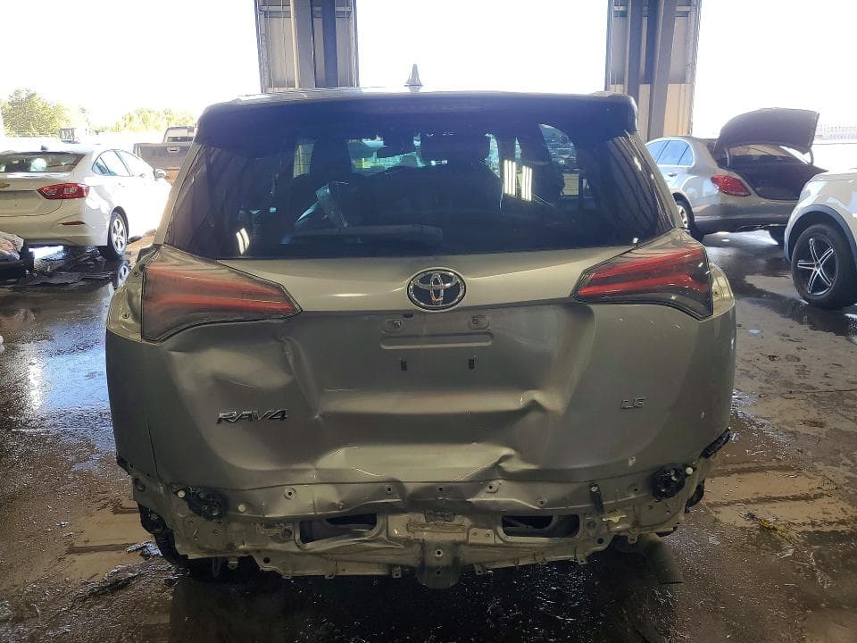 2018 TOYOTA RAV4 LE 6