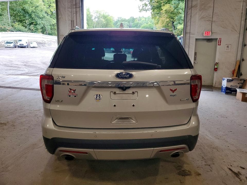 2017 FORD EXPLORER XLT 6
