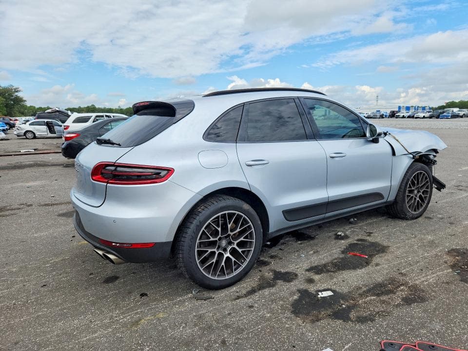 2018 PORSCHE MACAN S 3