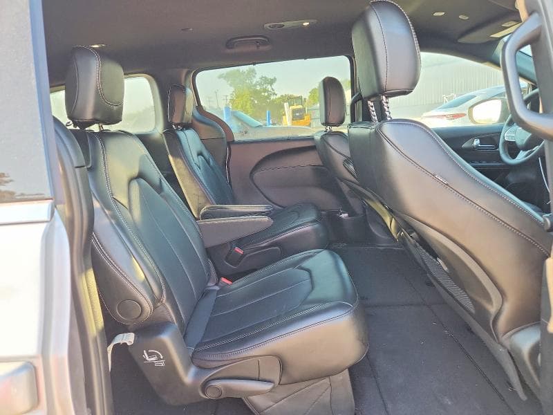 2026 CHRYSLER PACIFICA SELECT 11