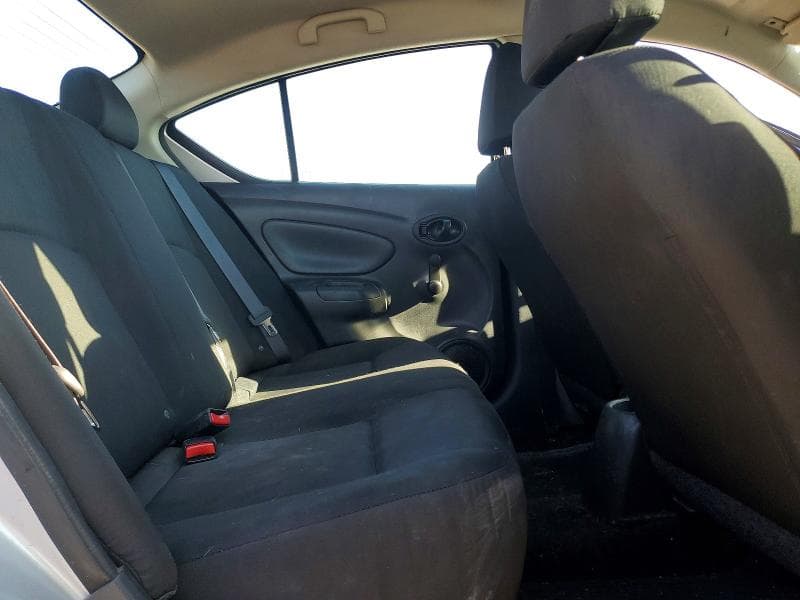 2019 NISSAN VERSA S 10