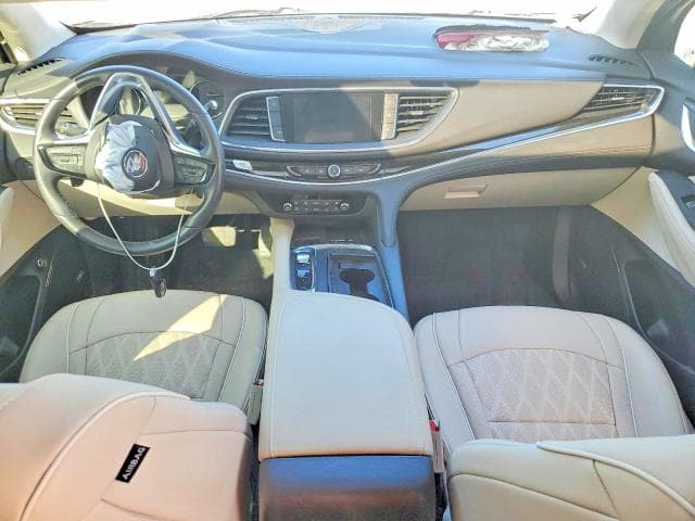 2023 BUICK ENCLAVE AVENIR 8