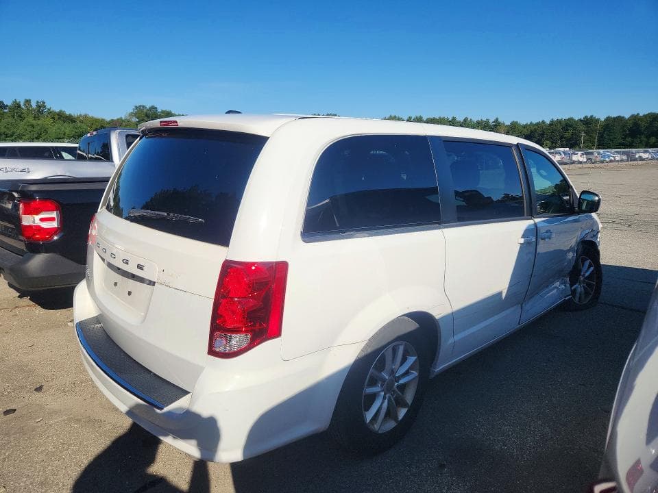 2019 DODGE GRAND CARAVAN SE 3
