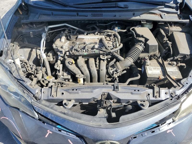 2017 TOYOTA COROLLA SE 11