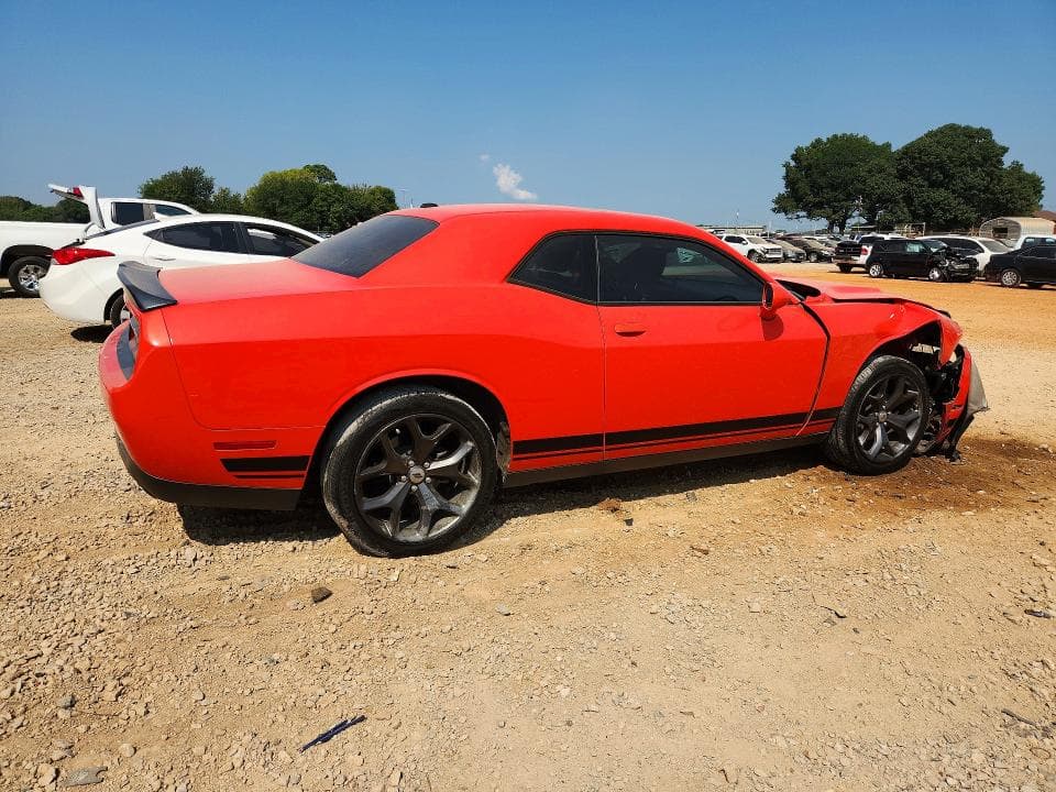 2017 DODGE CHALLENGER SXT 3