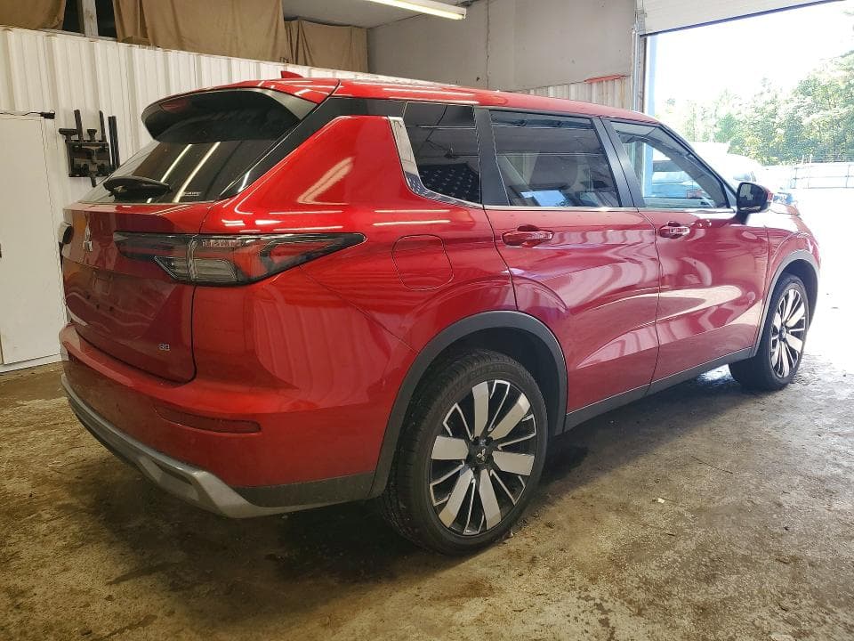 2025 MITSUBISHI OUTLANDER SE 3