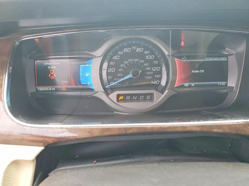 2019 FORD TAURUS LIMITED 9