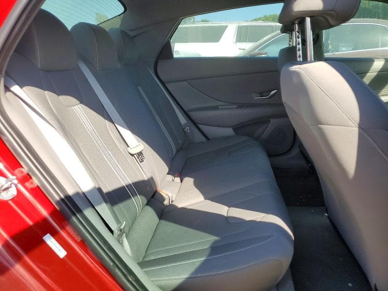 2023 HYUNDAI ELANTRA SEL 10