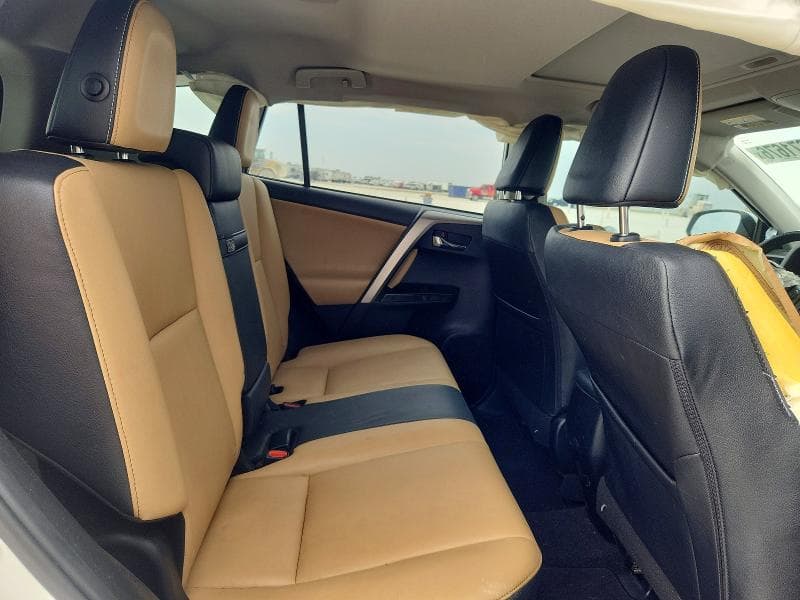 2017 TOYOTA RAV4 HV LIMITED 11