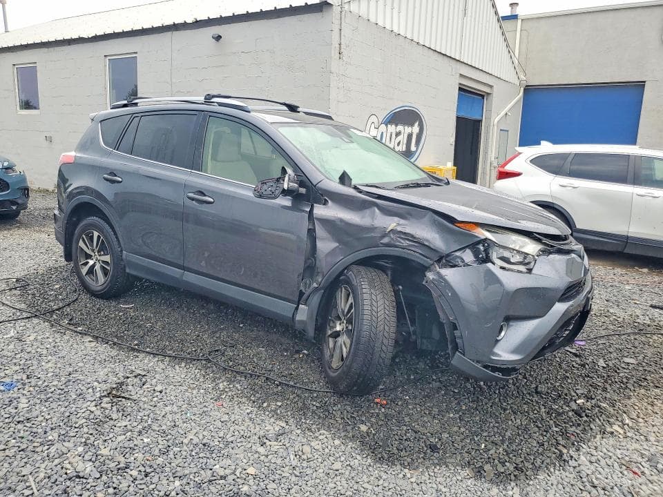 2018 TOYOTA RAV4 XLE 4