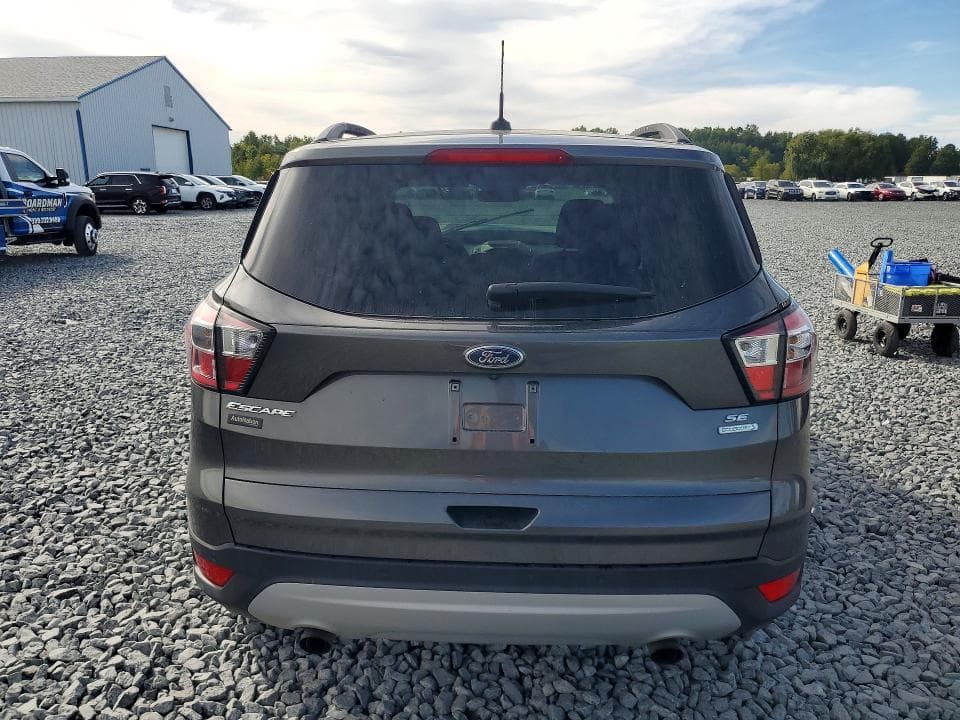 2017 FORD ESCAPE SE 6