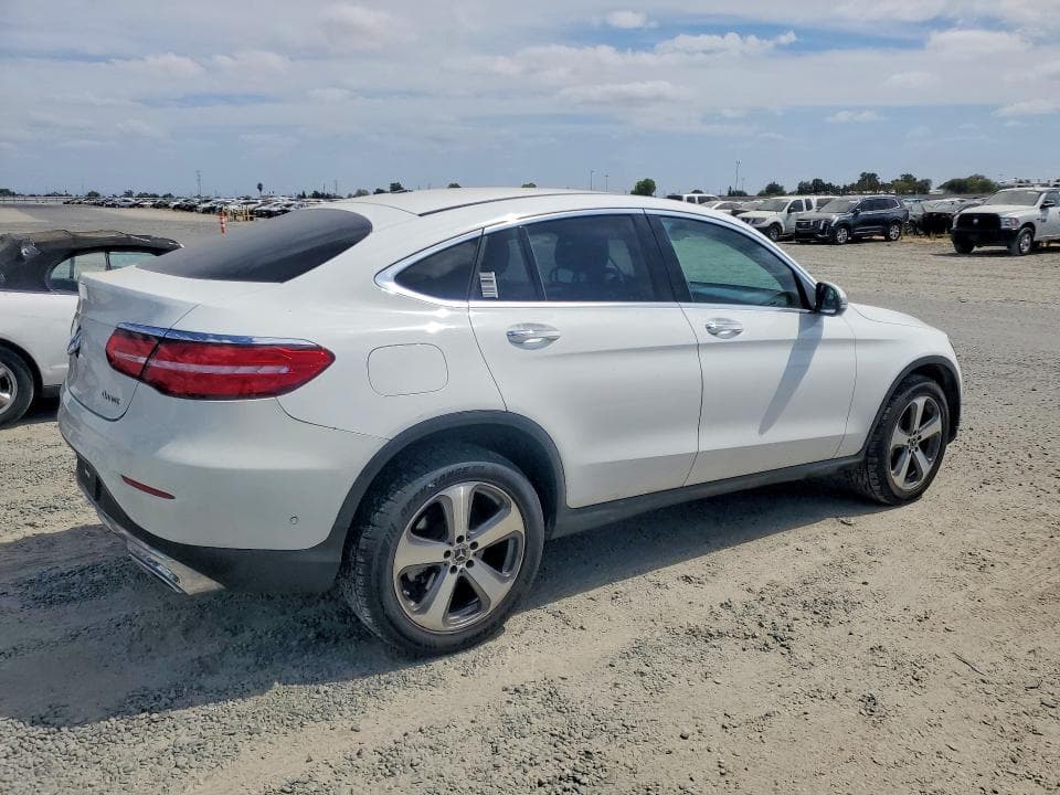 2019 MERCEDES-BENZ GLC COUPE 300 4MATIC 3