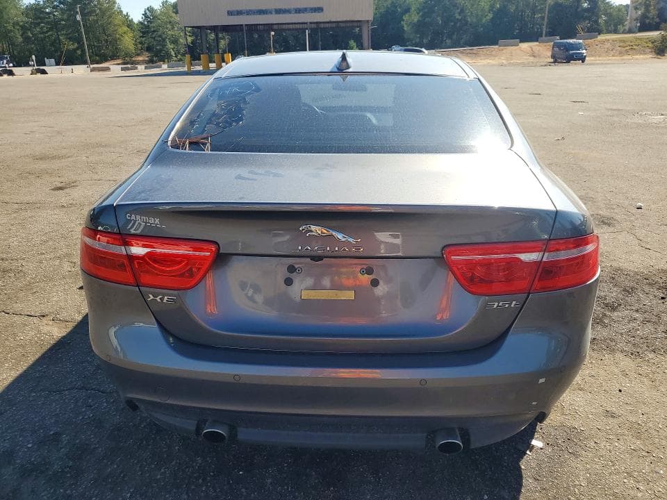 2017 JAGUAR XE PRESTIGE 6
