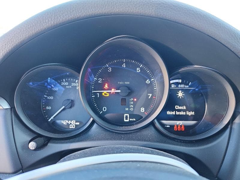 2022 PORSCHE MACAN 9