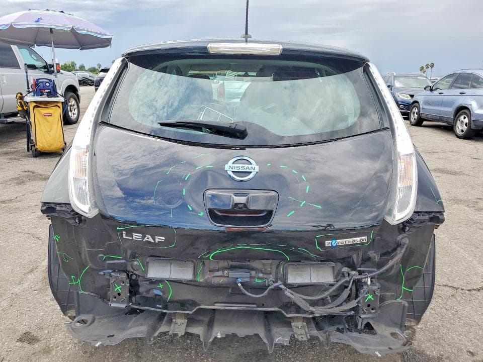 2017 NISSAN LEAF S 6