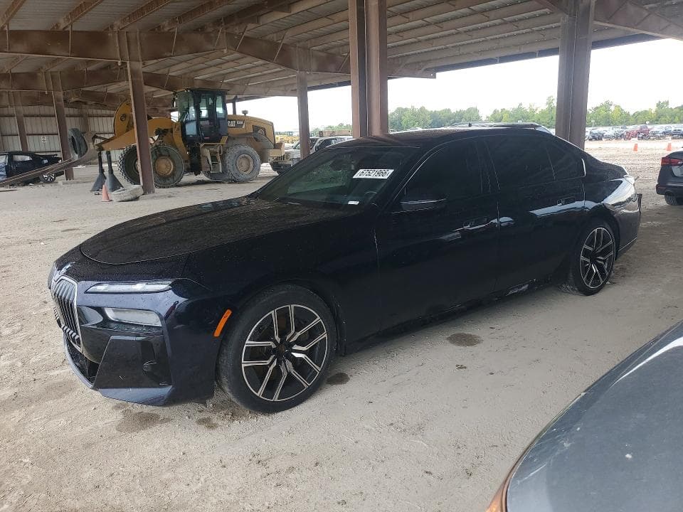 2023 BMW 760 XI - 1