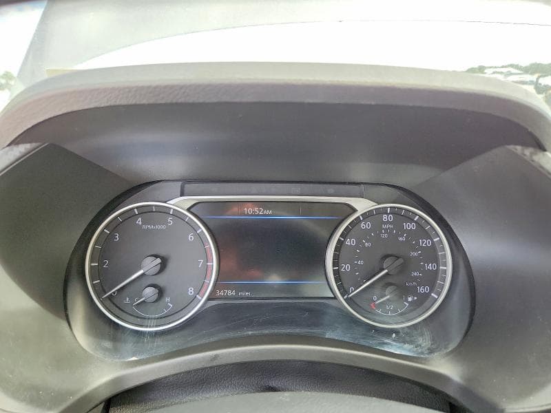 2025 NISSAN SENTRA SR 9