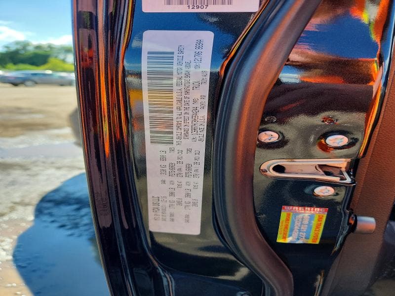 2017 RAM 1500 SPORT 12