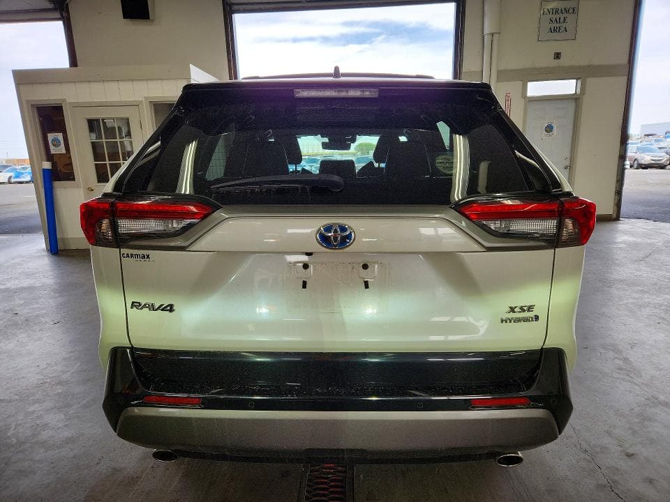 2021 TOYOTA RAV4 XSE 6
