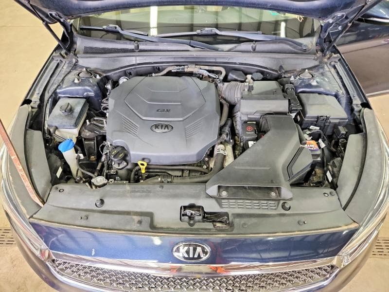 2017 KIA CADENZA PREMIUM 11
